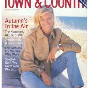 TOWN AND COUNTRY MAGAZINE, AUGUST 1998, EXCELLENT CONDITION, ORIGINAL OWNER,